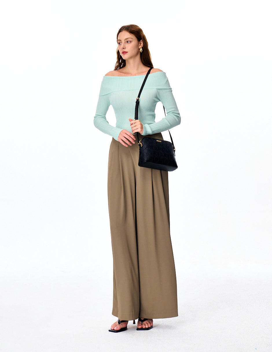 Crossbody Charlie