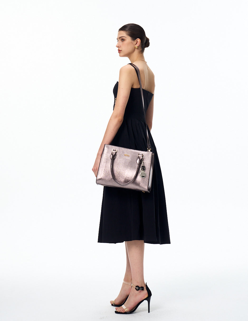 Tote Delia