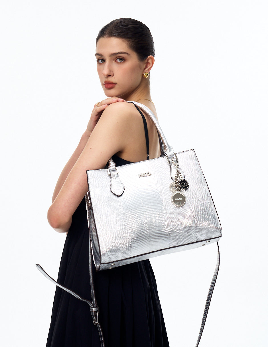 Tote Delia