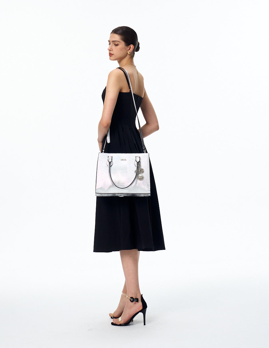 Tote Delia