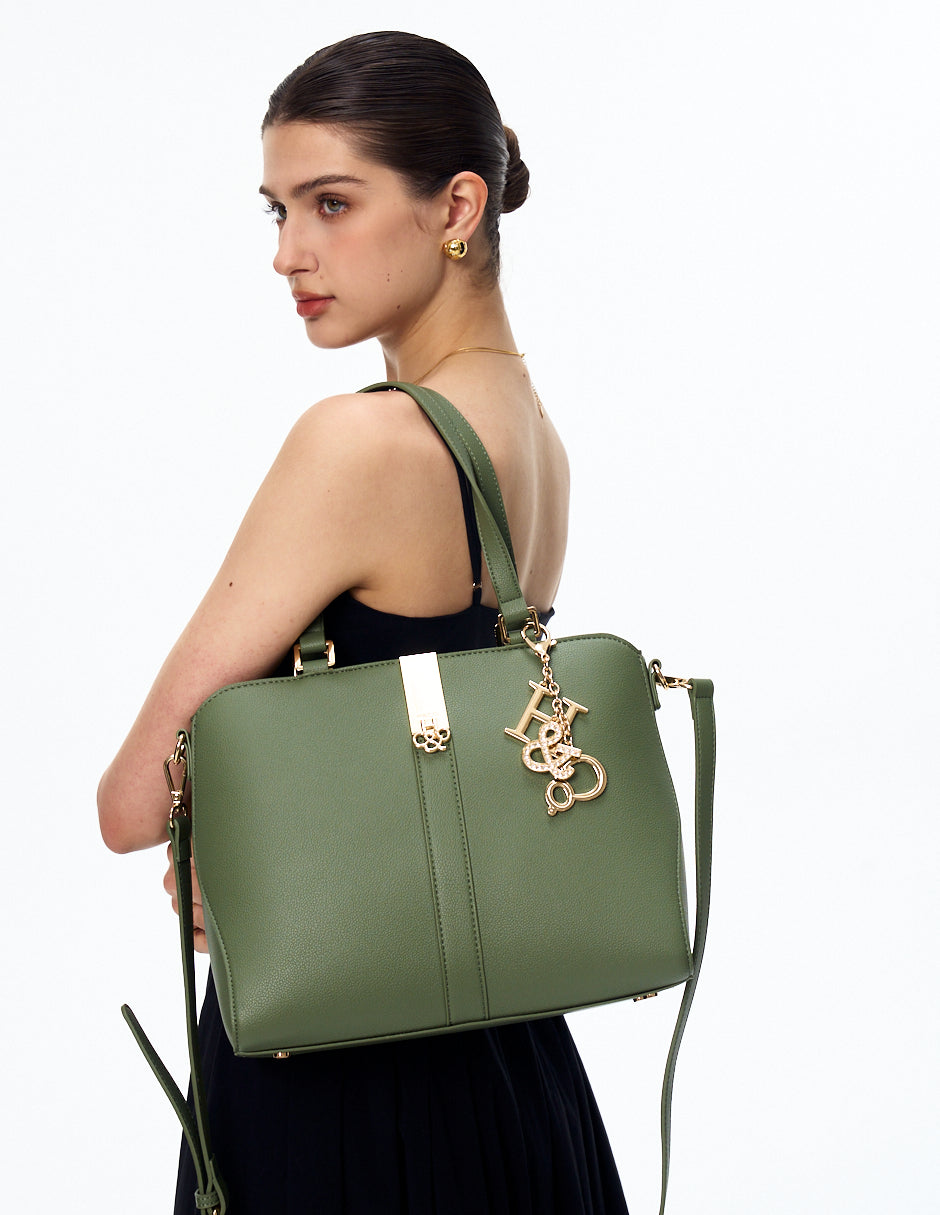 Satchel Amara
