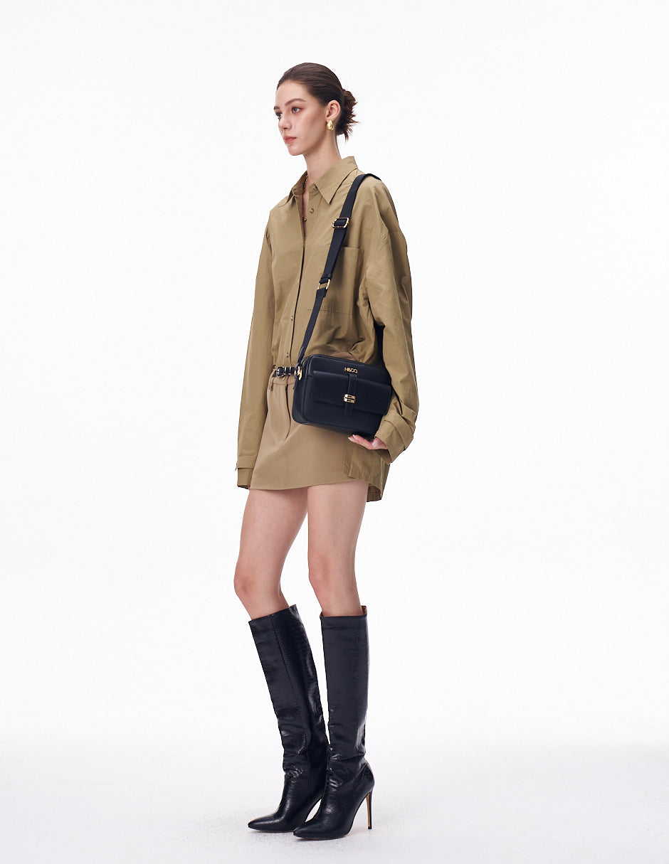 Crossbody Dimitra negro H&Co. detalle