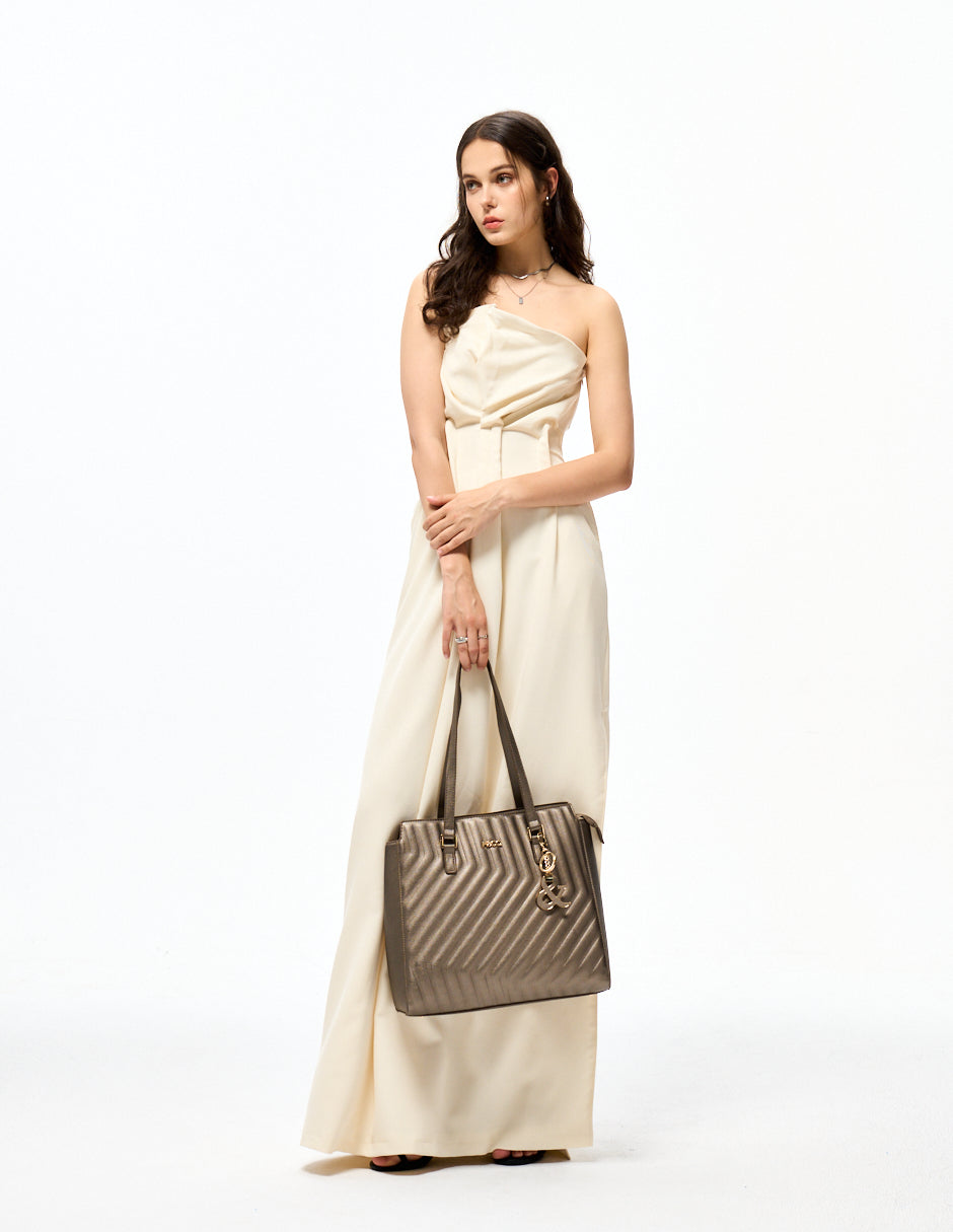 Tote Hannah