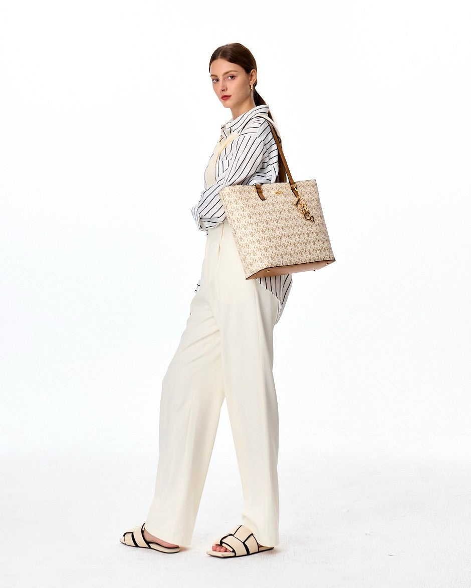 Tote Lily