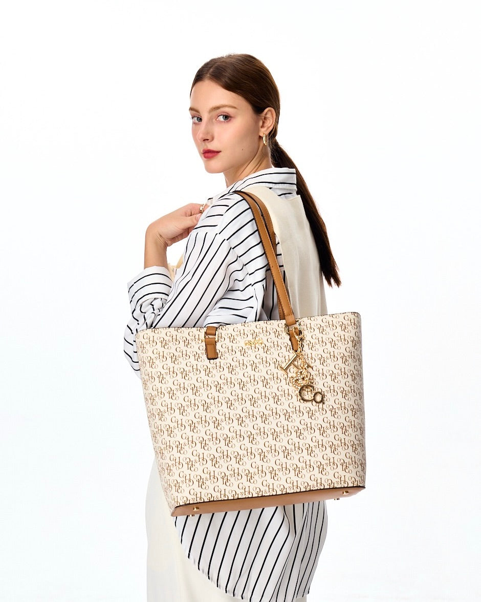 Tote Lily