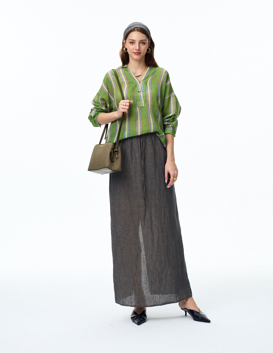 Crossbody Tayah Oliva con modelo