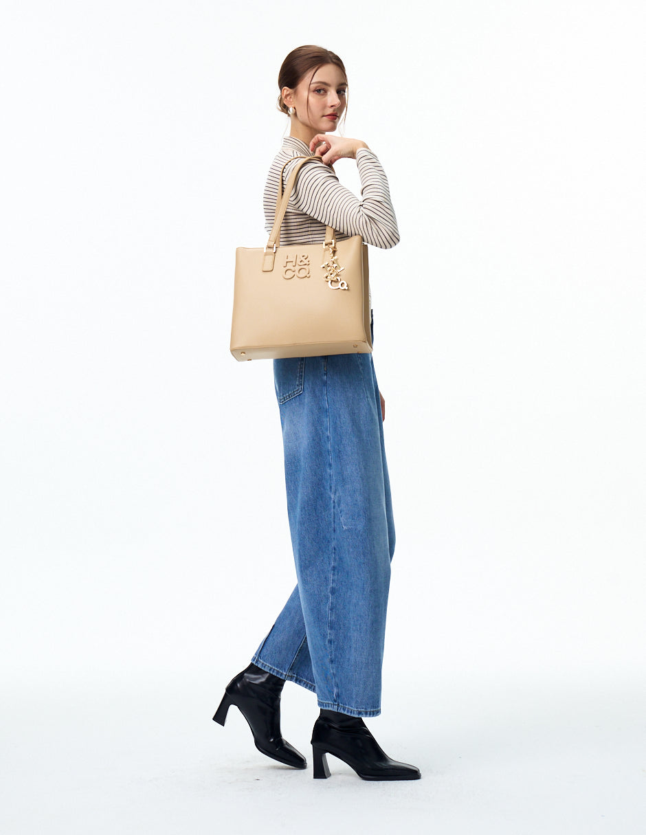 Tote Sofiya Camel