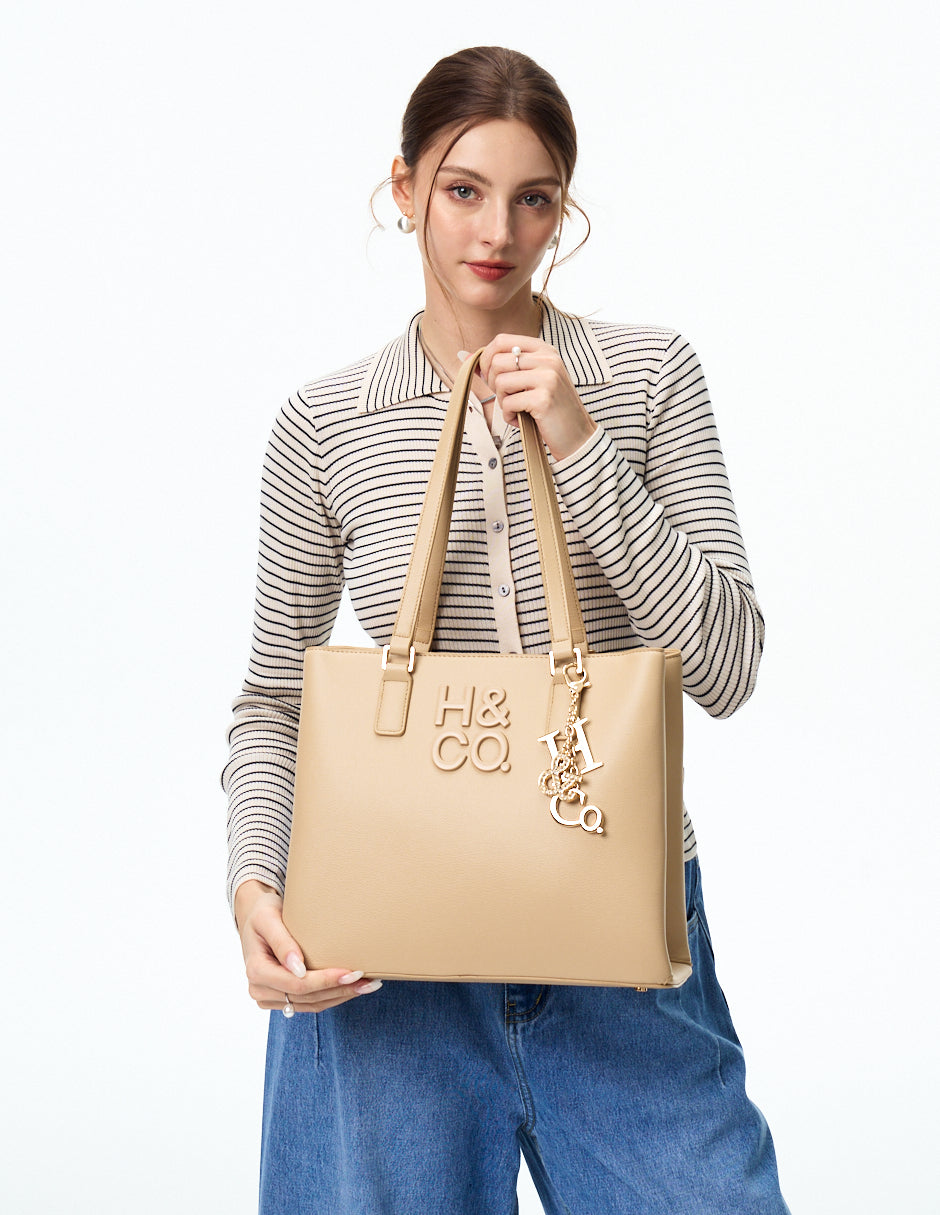 Tote Sofiya Camel
