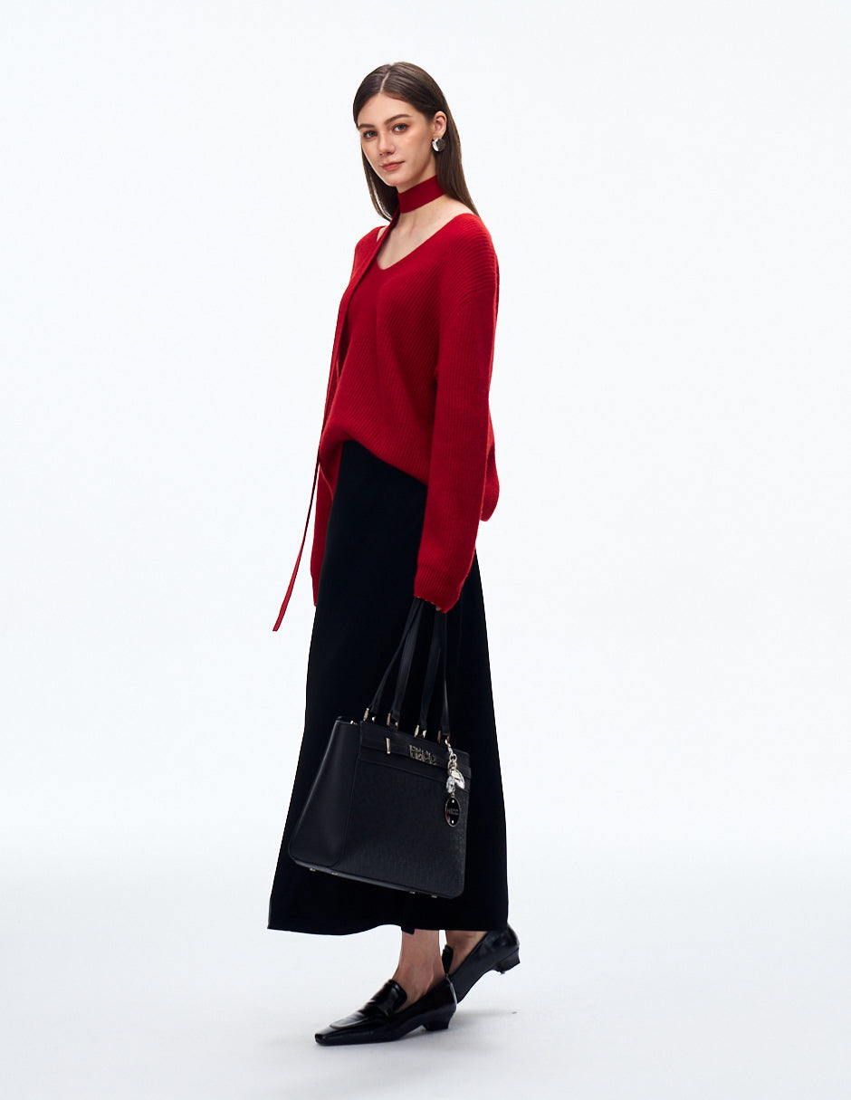 Tote Lia Grabado Negro con modelo