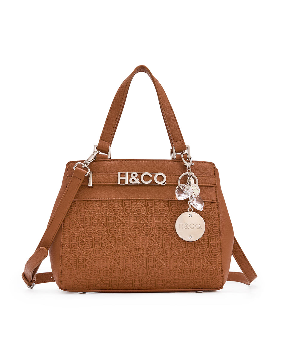Tote Lia Grabado cognac, vista tres cuartos sobre fondo blanco